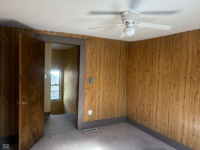 1037 W 32nd Street, Indianapolis, IN 46208