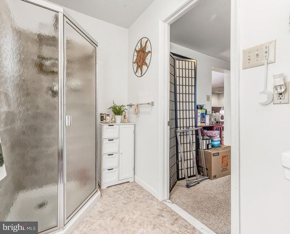 18 E FRONT ST, Glendora, NJ 08029