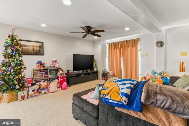 18 E FRONT ST, Glendora, NJ 08029