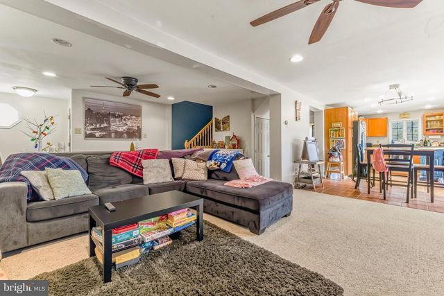 18 E FRONT ST, Glendora, NJ 08029