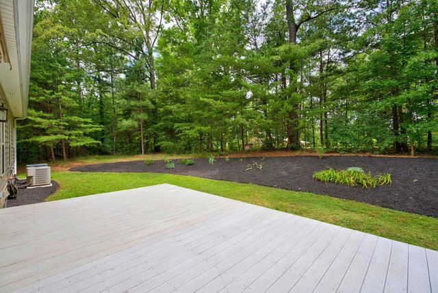 748 N Elm Avenue, Landrum, SC 29356
