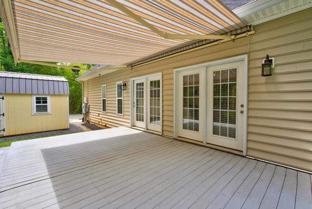 748 N Elm Avenue, Landrum, SC 29356