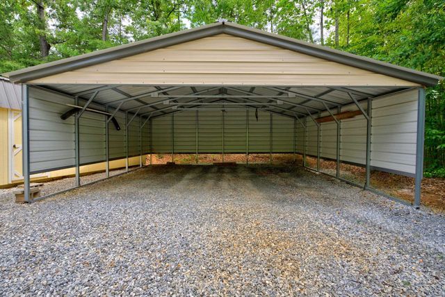 748 N Elm Avenue, Landrum, SC 29356