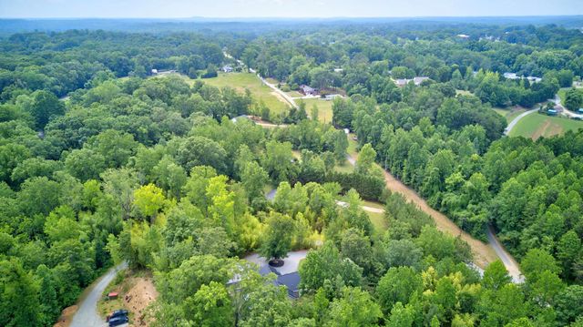 748 N Elm Avenue, Landrum, SC 29356