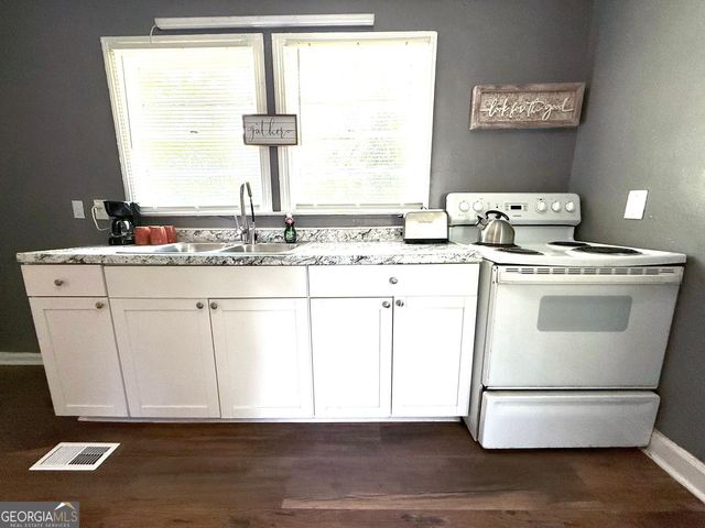 2602 LAKERIDGE Circle, Rome, GA 30165