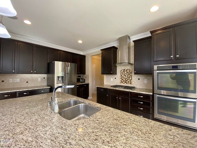 1065 Bender Ridge Drive, Morrisville, NC 27560