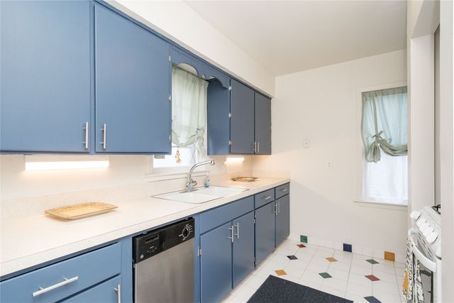 1243 Merle Hay Road, Des Moines, IA 50311