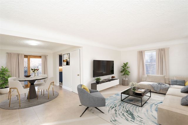 1243 Merle Hay Road, Des Moines, IA 50311