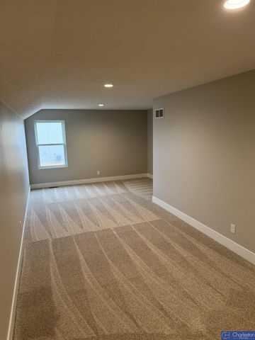11007 N 172nd Street, Bennington, NE 68007