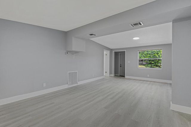 12063 Acapulco Avenue, Palm Beach Gardens, FL 33410