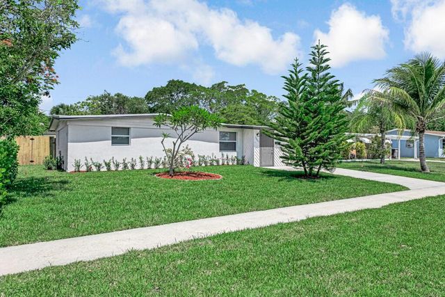 12063 Acapulco Avenue, Palm Beach Gardens, FL 33410