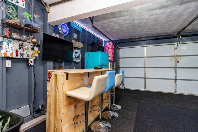 195 Oakland Beach Avenue, Warwick, RI 02889