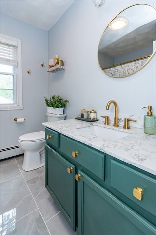 195 Oakland Beach Avenue, Warwick, RI 02889