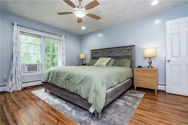 195 Oakland Beach Avenue, Warwick, RI 02889