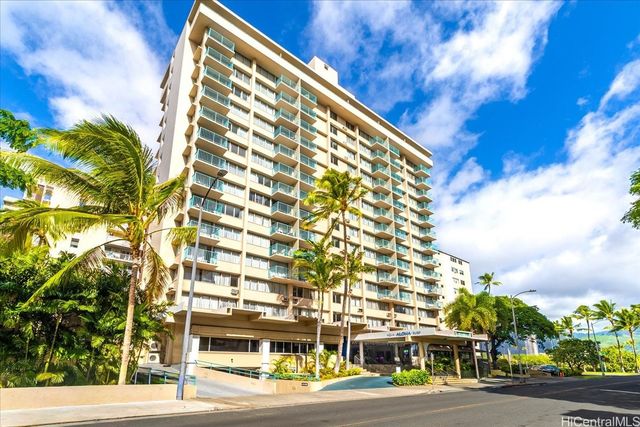 444 Kanekapolei Street 413, Honolulu, HI 96815