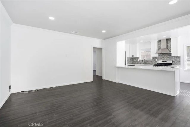 8613 Higuera, Culver City, CA 90232