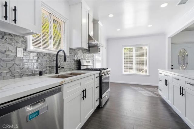 8613 Higuera, Culver City, CA 90232