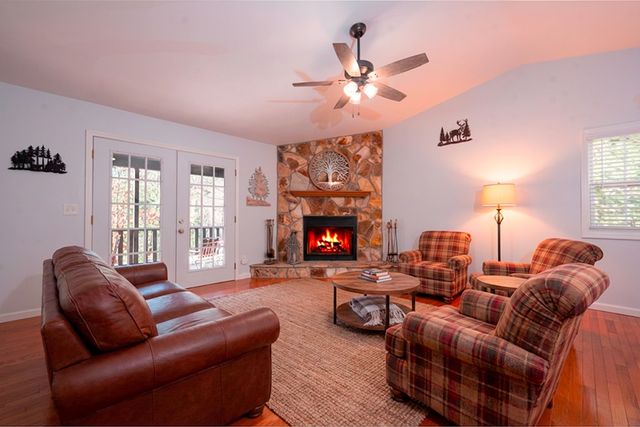 221 Sagewood Trail, Murphy, NC 28906