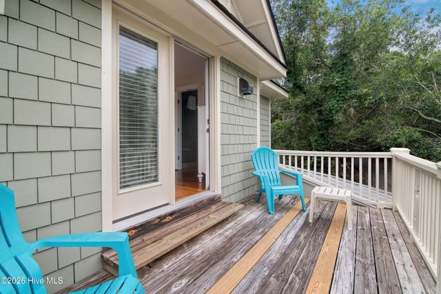 2 Sandwich Tern Trail, Southport, NC 28461