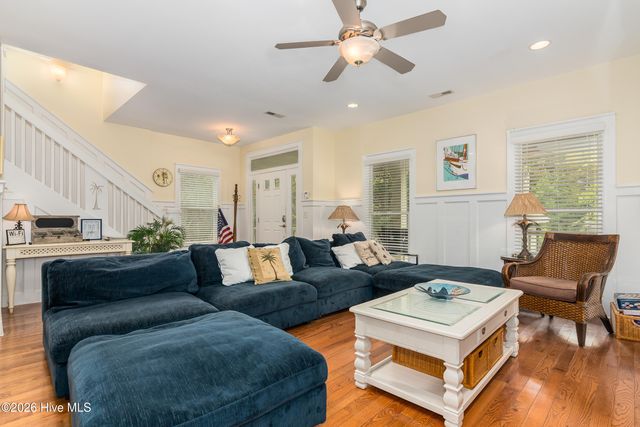 2 Sandwich Tern Trail, Southport, NC 28461