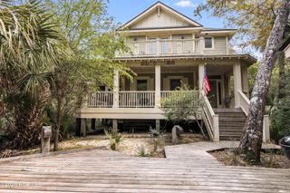 2 Sandwich Tern Trail, Southport, NC 28461