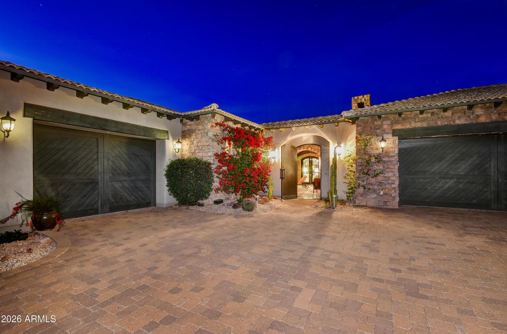 3504 S FIRST WATER Trail, Gold Canyon, AZ 85118 — photo 5