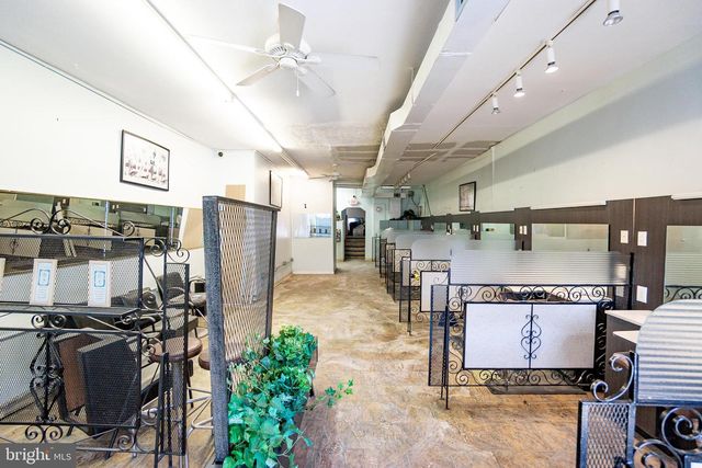 1102 BLADENSBURG RD NE, Washington, DC 20002