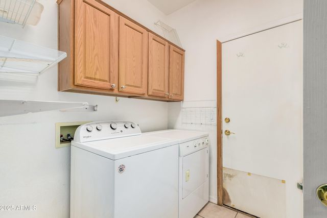 3828 E PEACH TREE Drive, Chandler, AZ 85249