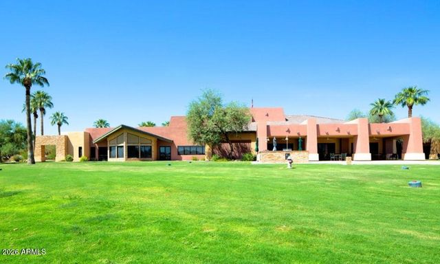 3828 E PEACH TREE Drive, Chandler, AZ 85249