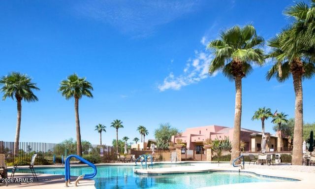 3828 E PEACH TREE Drive, Chandler, AZ 85249