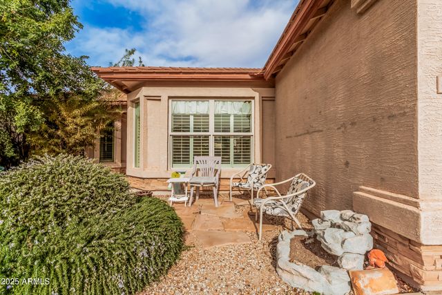 3828 E PEACH TREE Drive, Chandler, AZ 85249