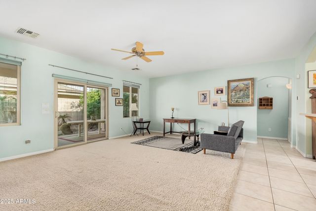 3828 E PEACH TREE Drive, Chandler, AZ 85249