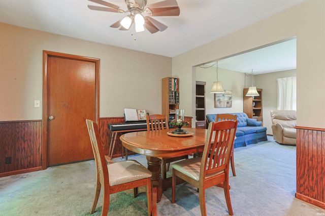 6384 N 900 E Road, New Carlisle, IN 46552