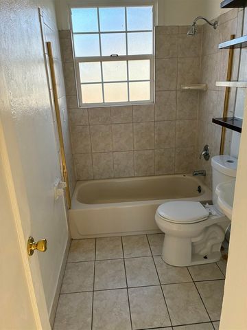 626 La Prenda Dr, Oakland, CA 94603