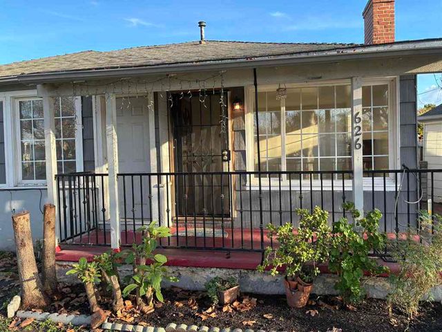 626 La Prenda Dr, Oakland, CA 94603