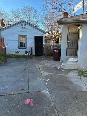 626 La Prenda Dr, Oakland, CA 94603