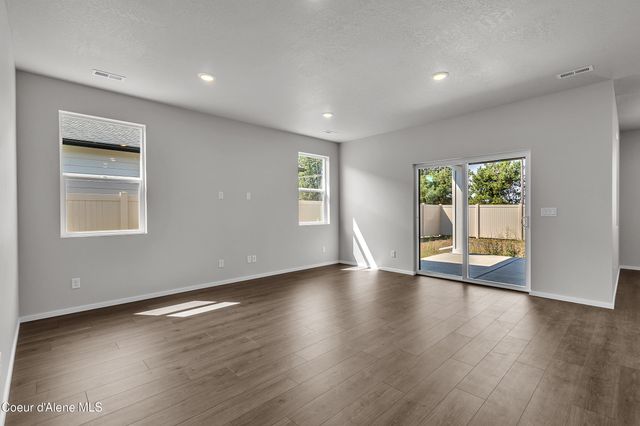 4875 W Homeward Bound Blvd, Coeur D'alene, ID 83815