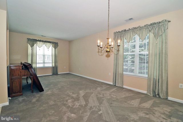 156 MIRAGE BLVD, Barnegat, NJ 08005