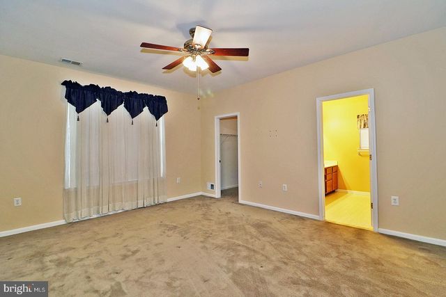 156 MIRAGE BLVD, Barnegat, NJ 08005