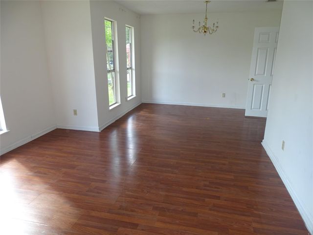 18906 Woodridge Drive, Conroe, TX 77302