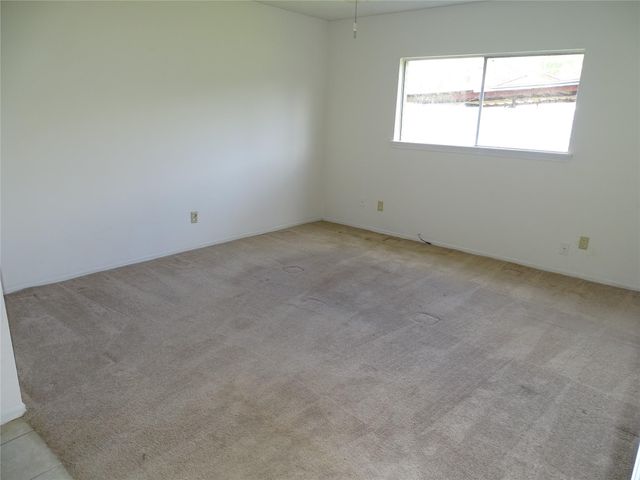 18906 Woodridge Drive, Conroe, TX 77302