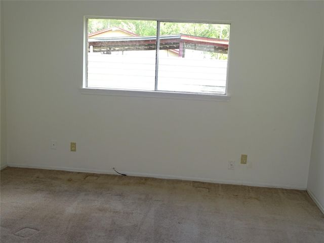 18906 Woodridge Drive, Conroe, TX 77302