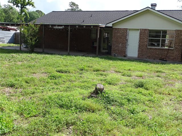 18906 Woodridge Drive, Conroe, TX 77302