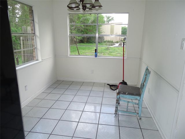 18906 Woodridge Drive, Conroe, TX 77302