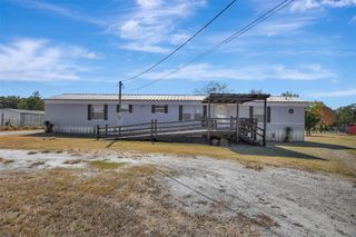 409 W Park Street, Madisonville, TX 77864