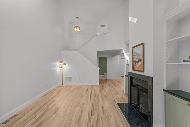 35 Bagy Wrinkle Cove, Warren, RI 02885