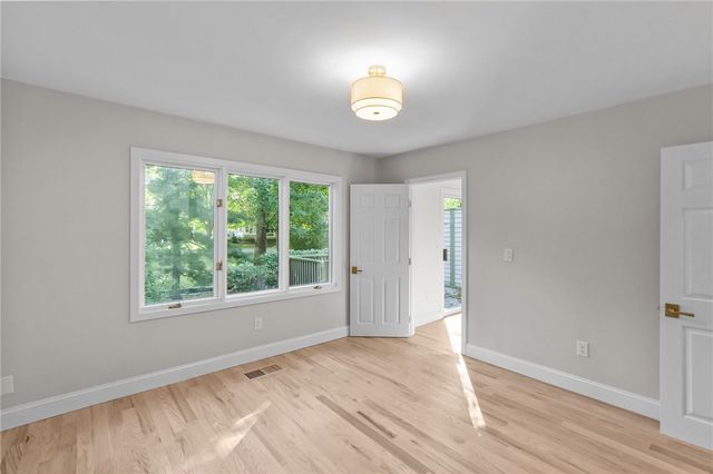 35 Bagy Wrinkle Cove, Warren, RI 02885