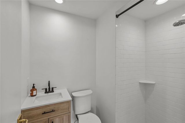 35 Bagy Wrinkle Cove, Warren, RI 02885