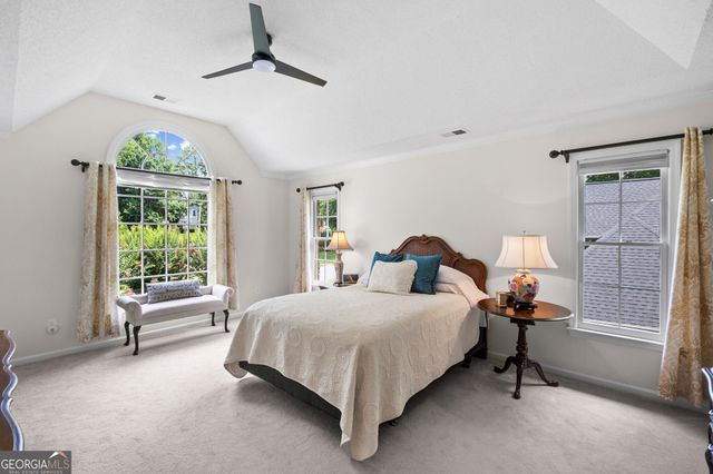 122 N Lakeside Drive NW, Kennesaw, GA 30144