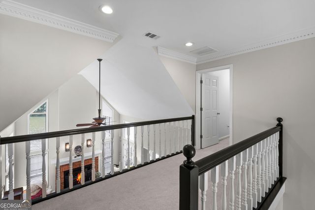 122 N Lakeside Drive NW, Kennesaw, GA 30144